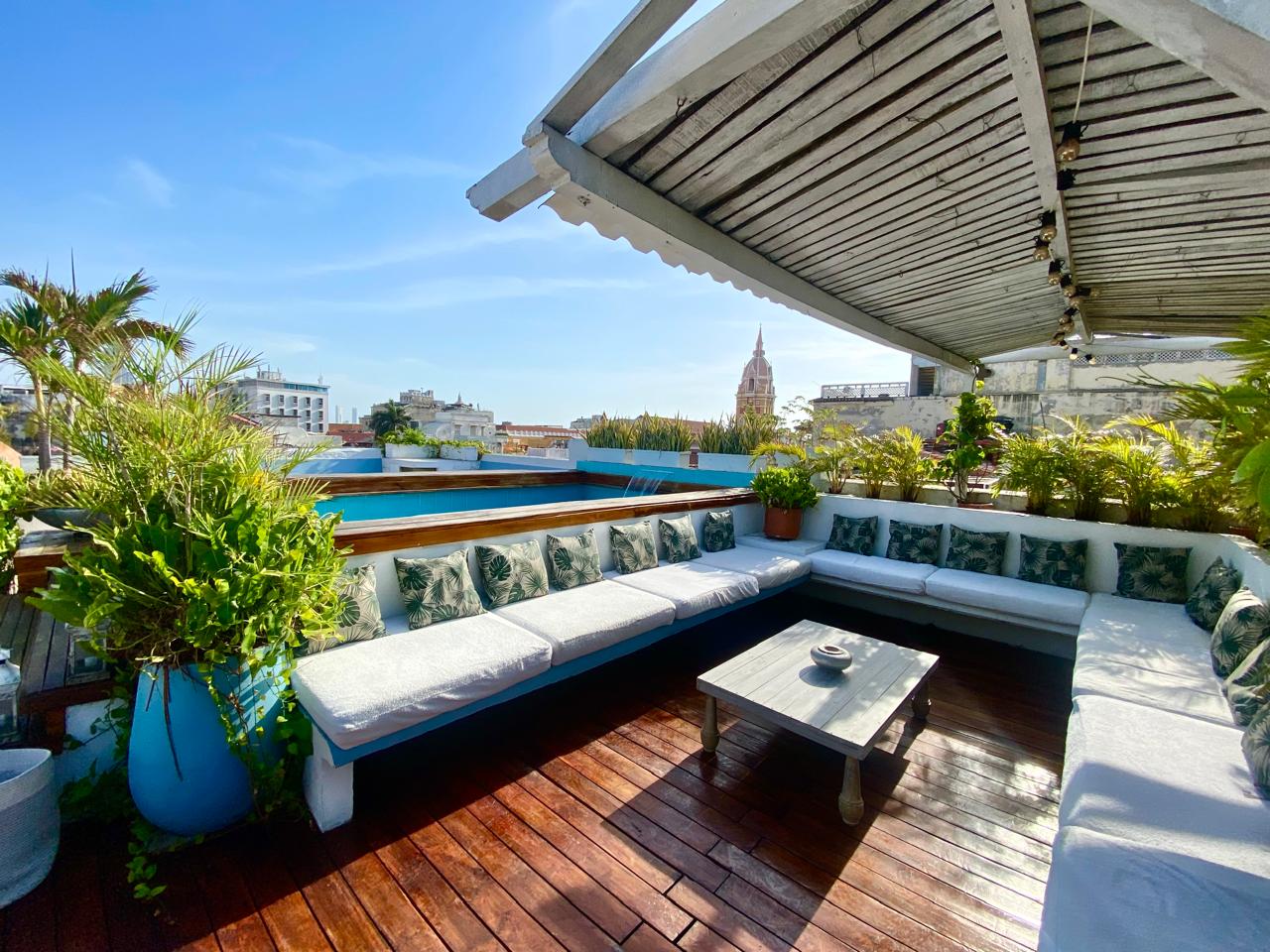 IVY HOUSE 12BR/16ppl