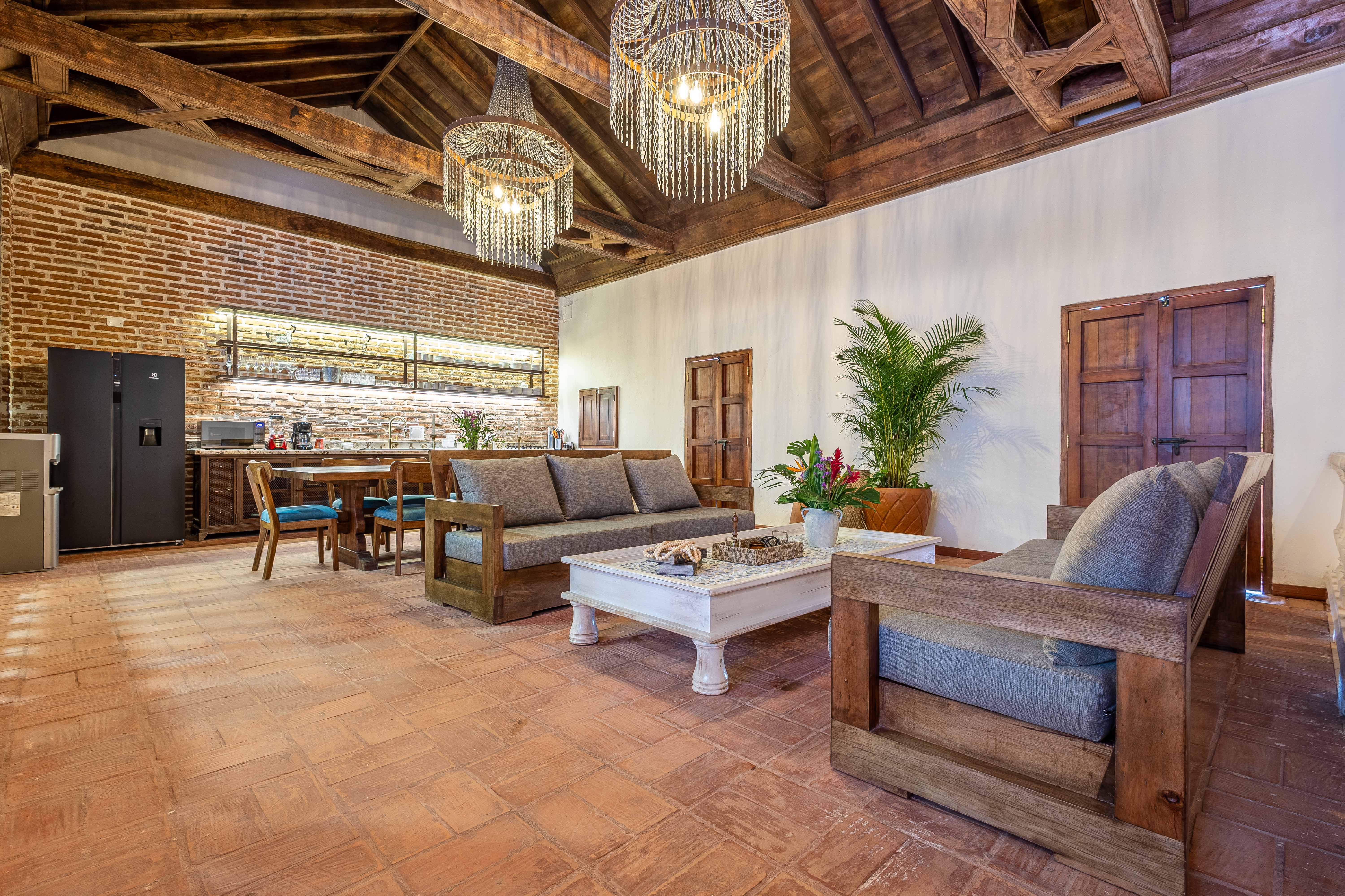 VILLA D 5BR/16ppl