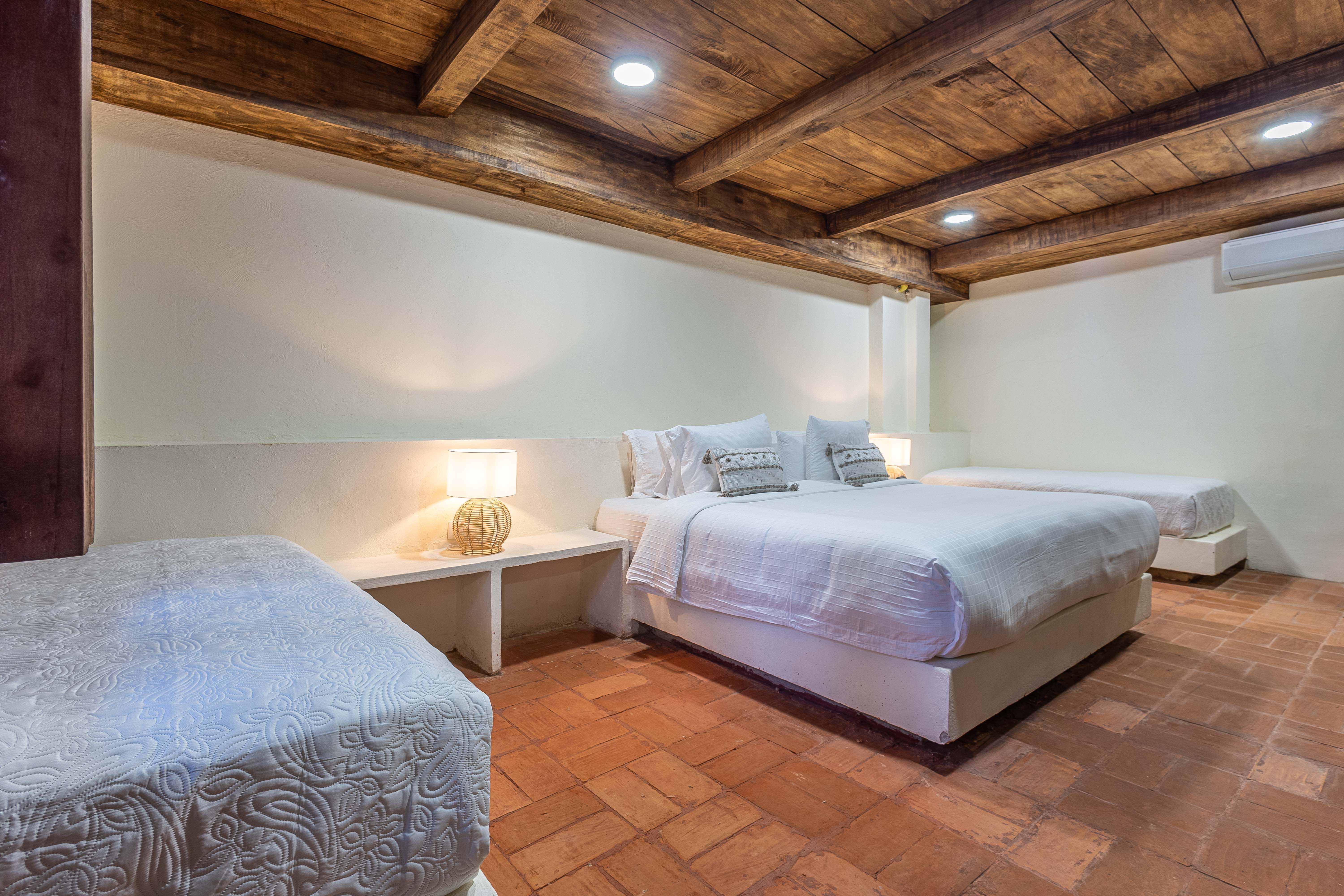 VILLA D 5BR/16ppl