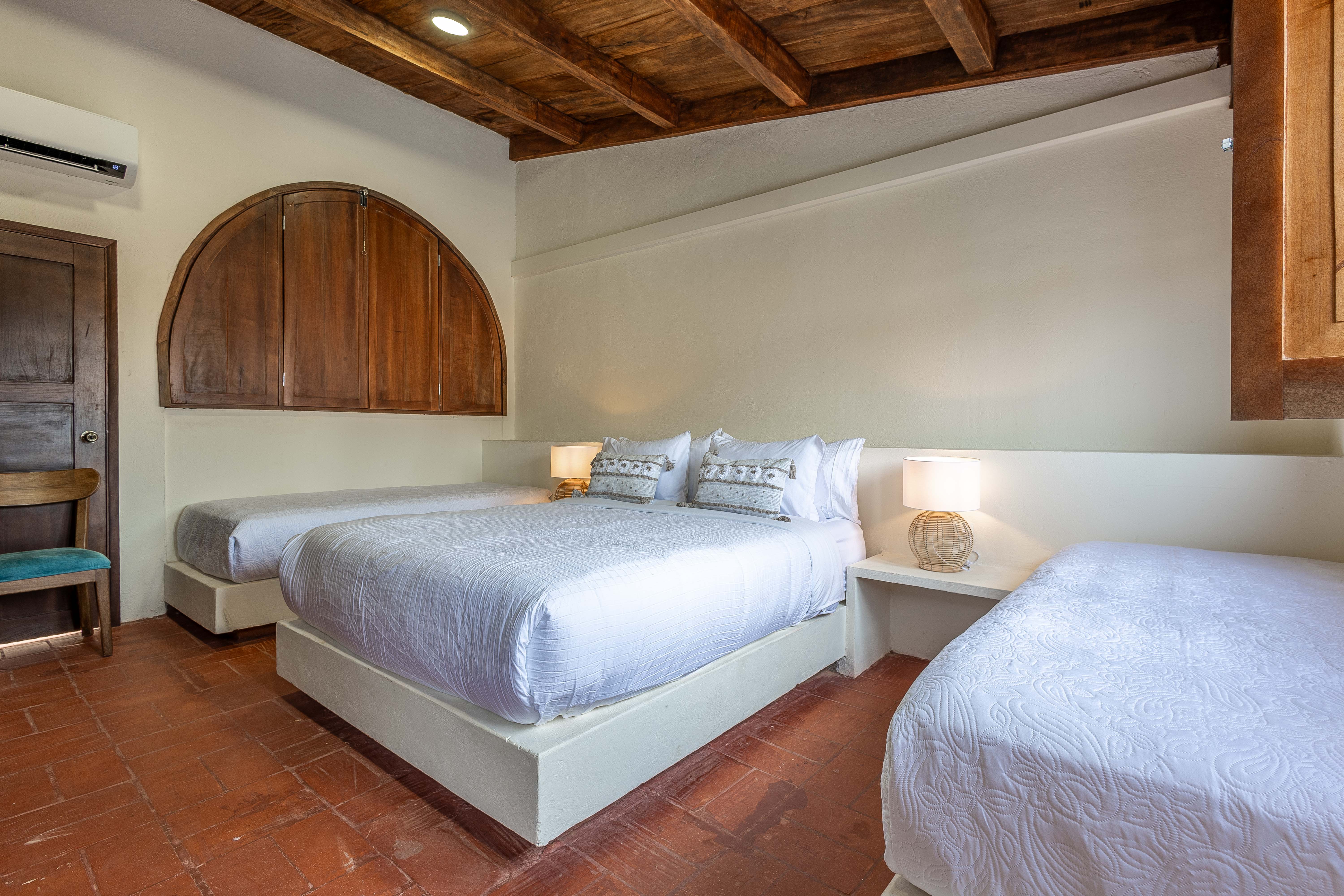 VILLA D 5BR/16ppl