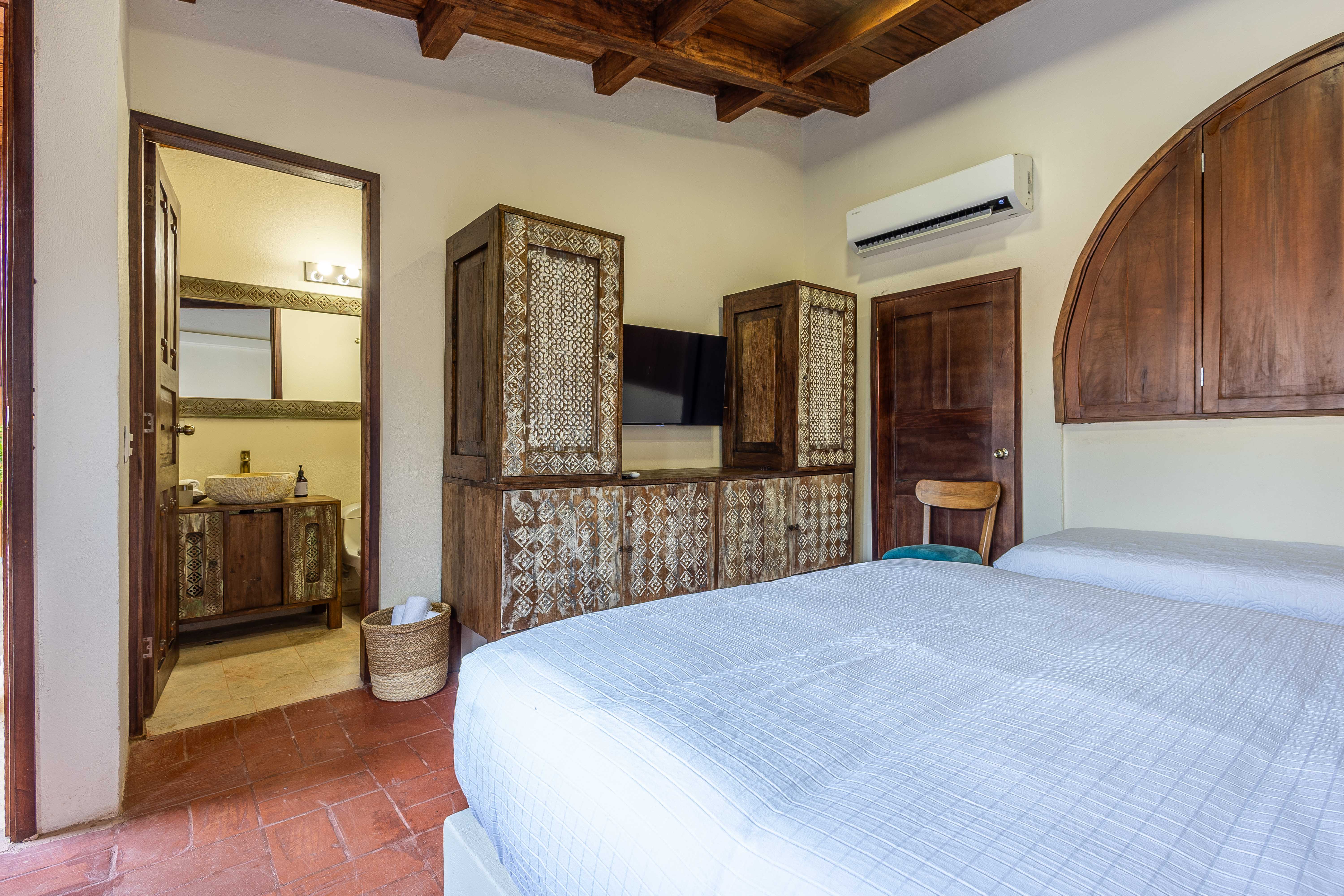 VILLA D 5BR/16ppl