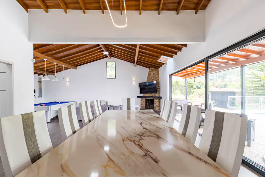 VILLA ENVY 8BR