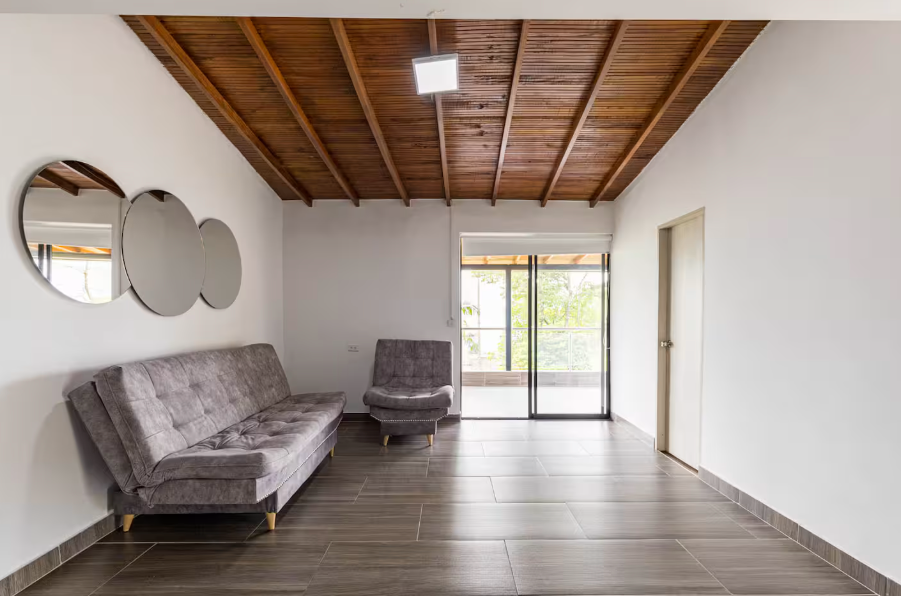 VILLA ENVY 8BR