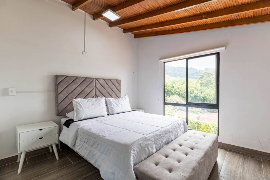 VILLA ENVY 8BR