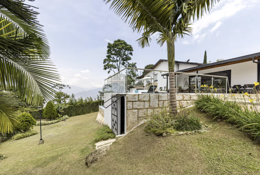 VILLA ENVY 8BR