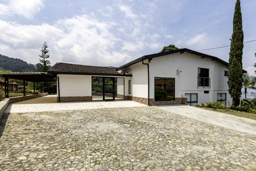 VILLA ENVY 8BR