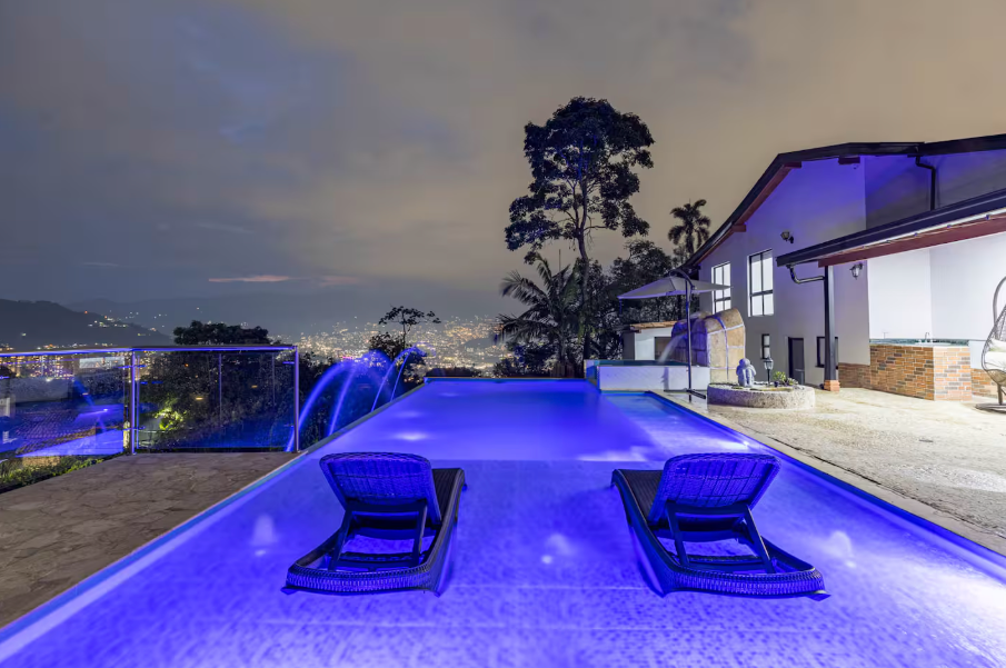 VILLA ENVY 8BR