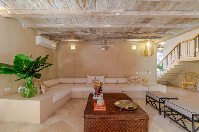 VILLA AMORES 7BR/15ppl