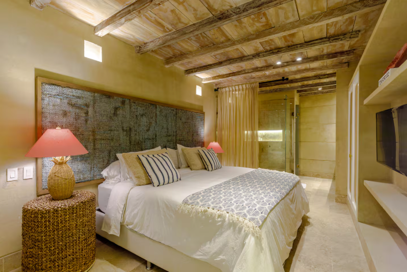 VILLA AMORES 7BR/15ppl