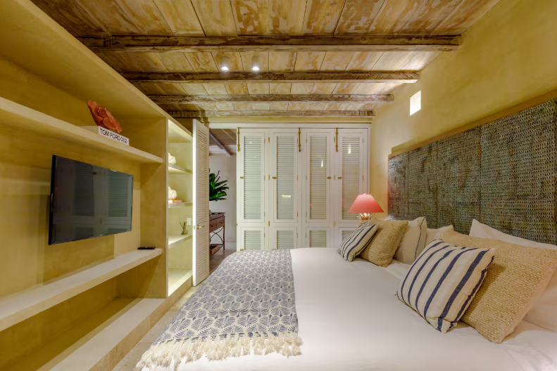 VILLA AMORES 7BR/15ppl