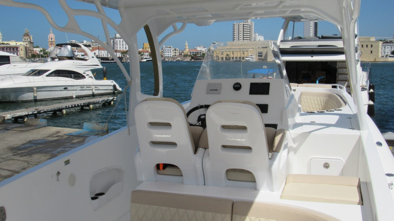 DUBAI SPEEDBOAT 38ft/15ppl