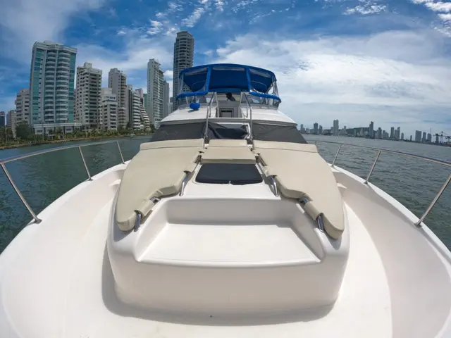 Yate Sea Devil de 45 pies