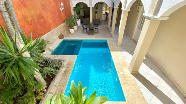 Villa Reyes
