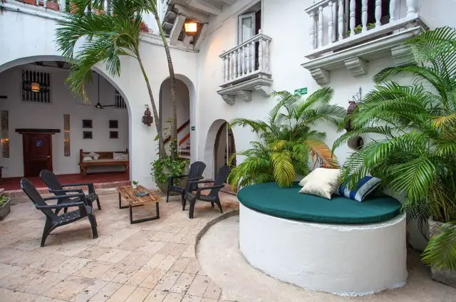 Villa Mayor