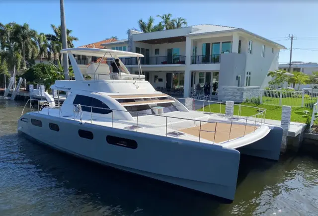 Catamarán Leopard 47 pies