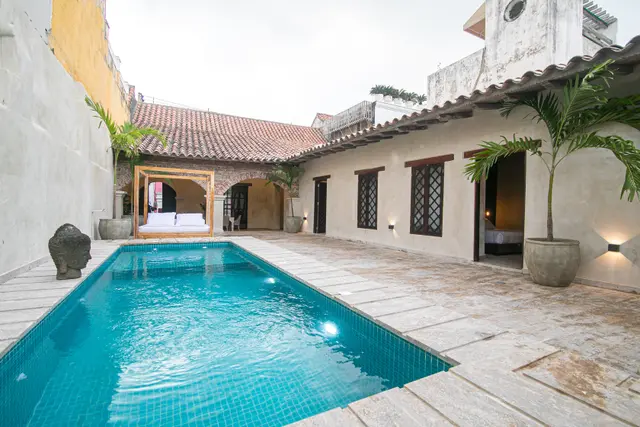 Villa Puntales