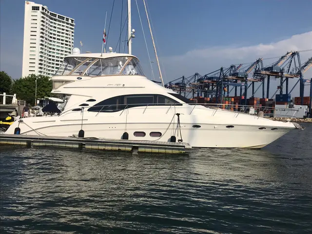 Yate Sea Ray 56 pies