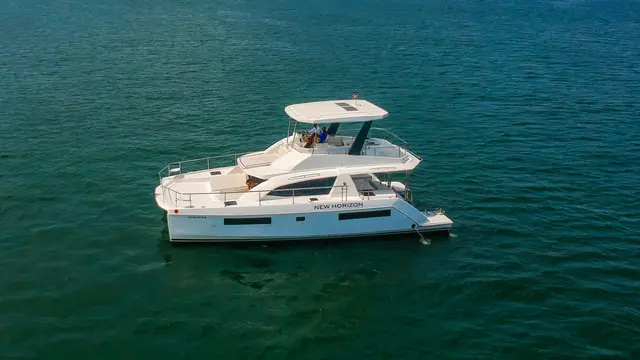 Catamarán Queen 43 pies