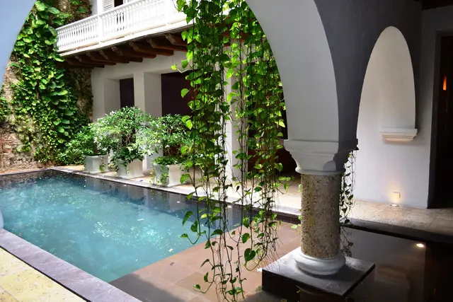 Villa Raynes