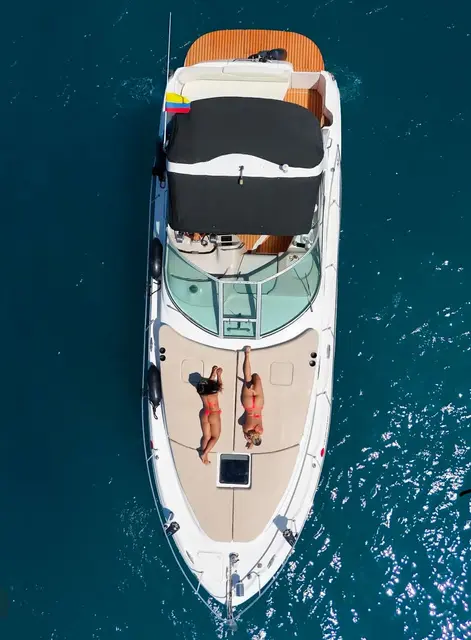 Yate Mamba 36 pies