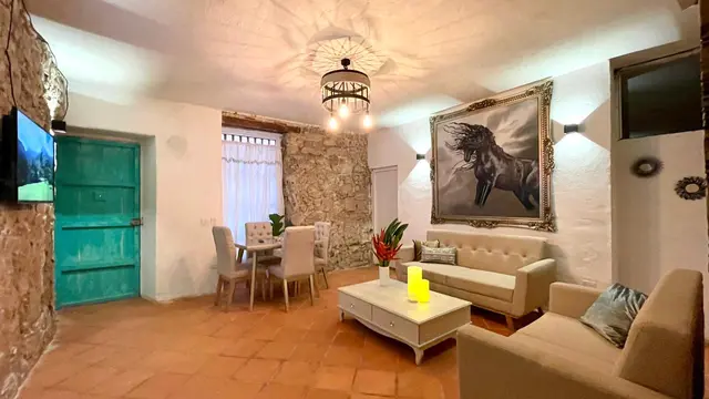 Villa Rocas